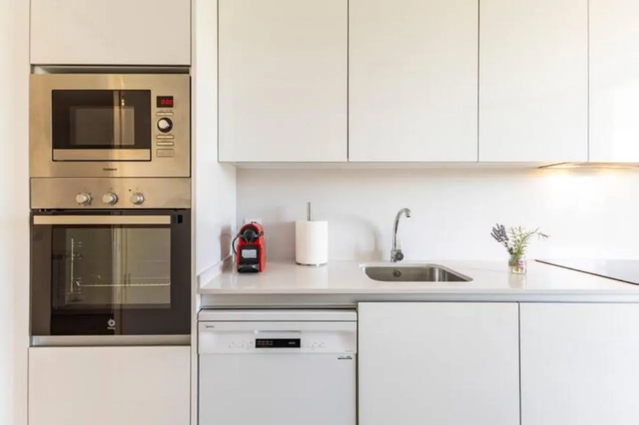 Apartamento Piso Climatizado Y Parking Madrid