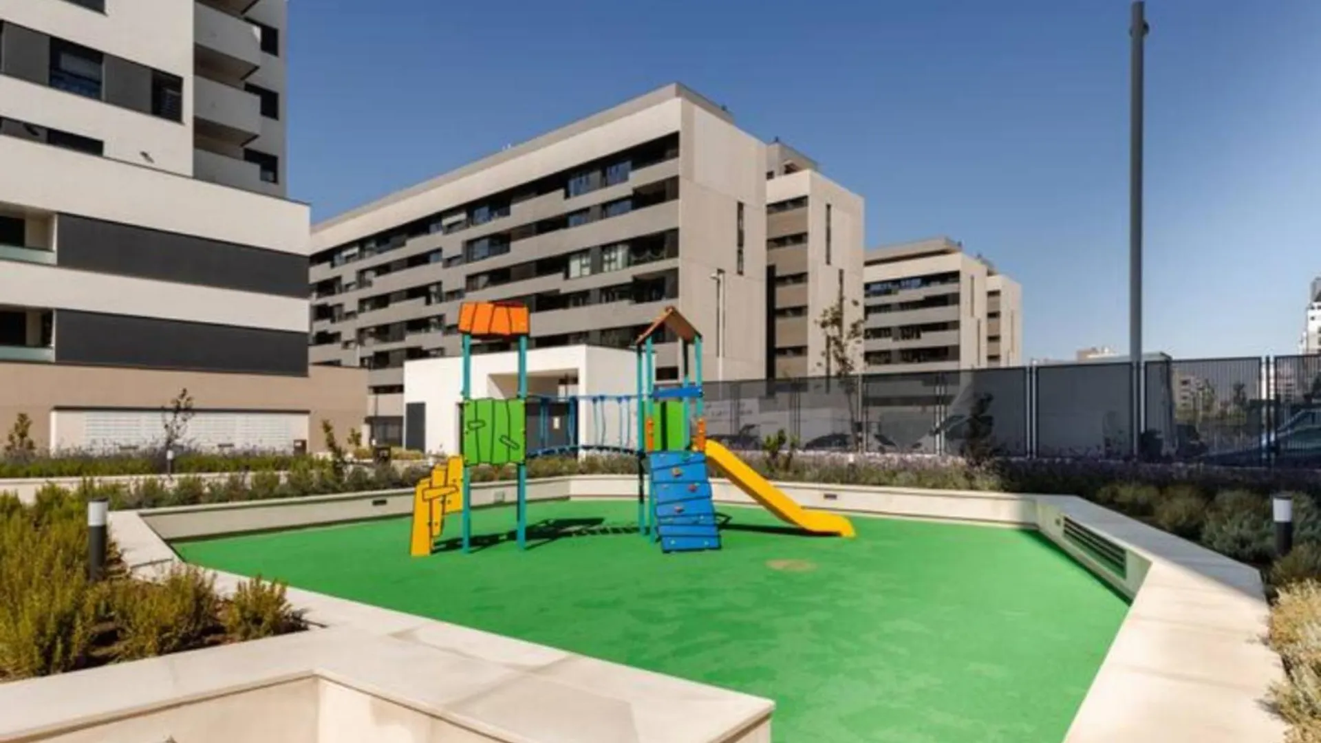 Apartamento Piso Climatizado Y Parking Madrid